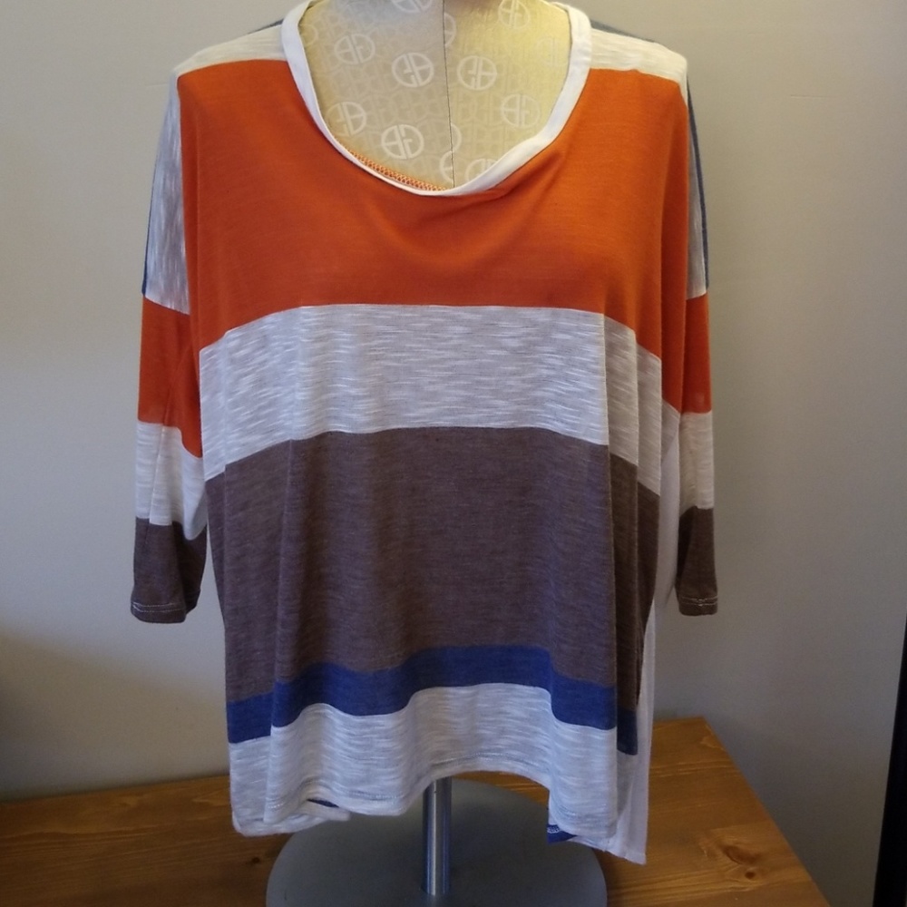 GUC 3/4 Sleeve Color Block Top